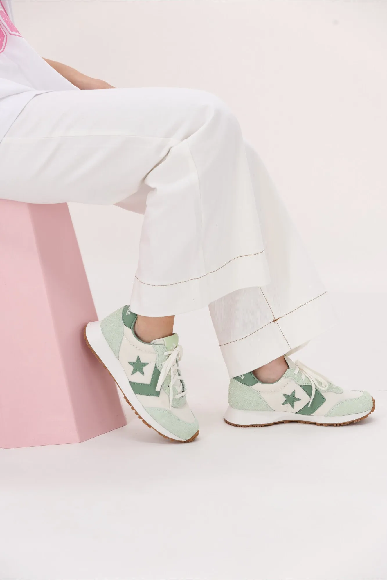 Converse Chuck Taylor Omega Trainer Surplus Mint / Egret