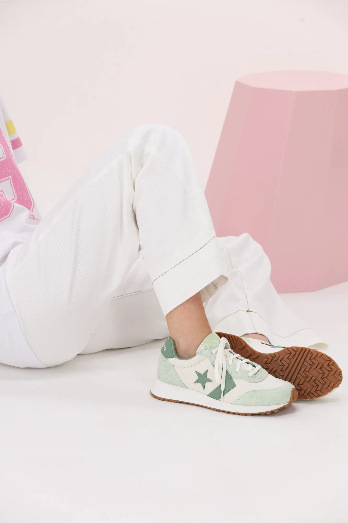 Converse Chuck Taylor Omega Trainer Surplus Mint / Egret