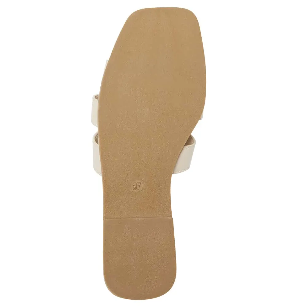 Demi Slide in Beige Smooth