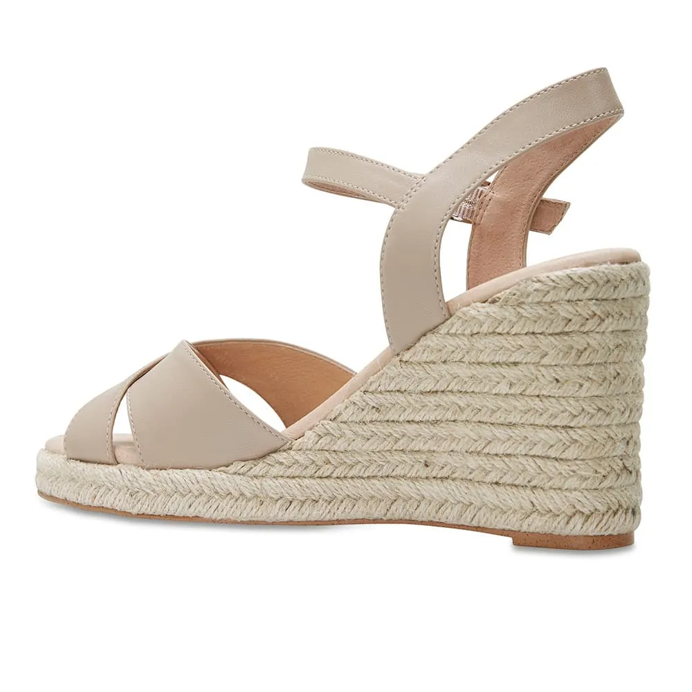 Dynasty Heel in Nude Leather