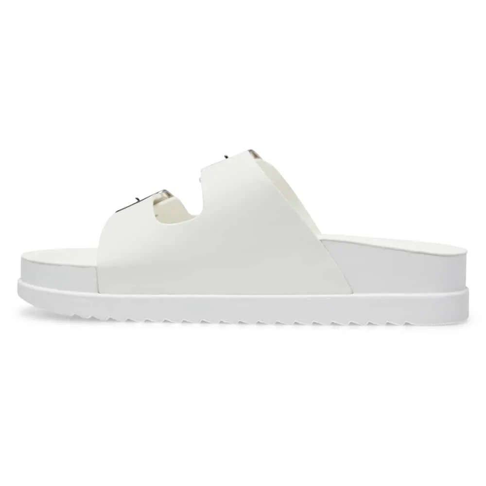 Essex Slide in White Smooth