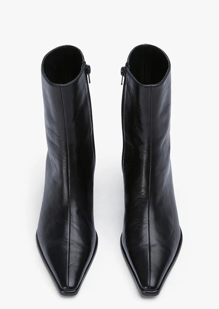 Eva Black Vintage