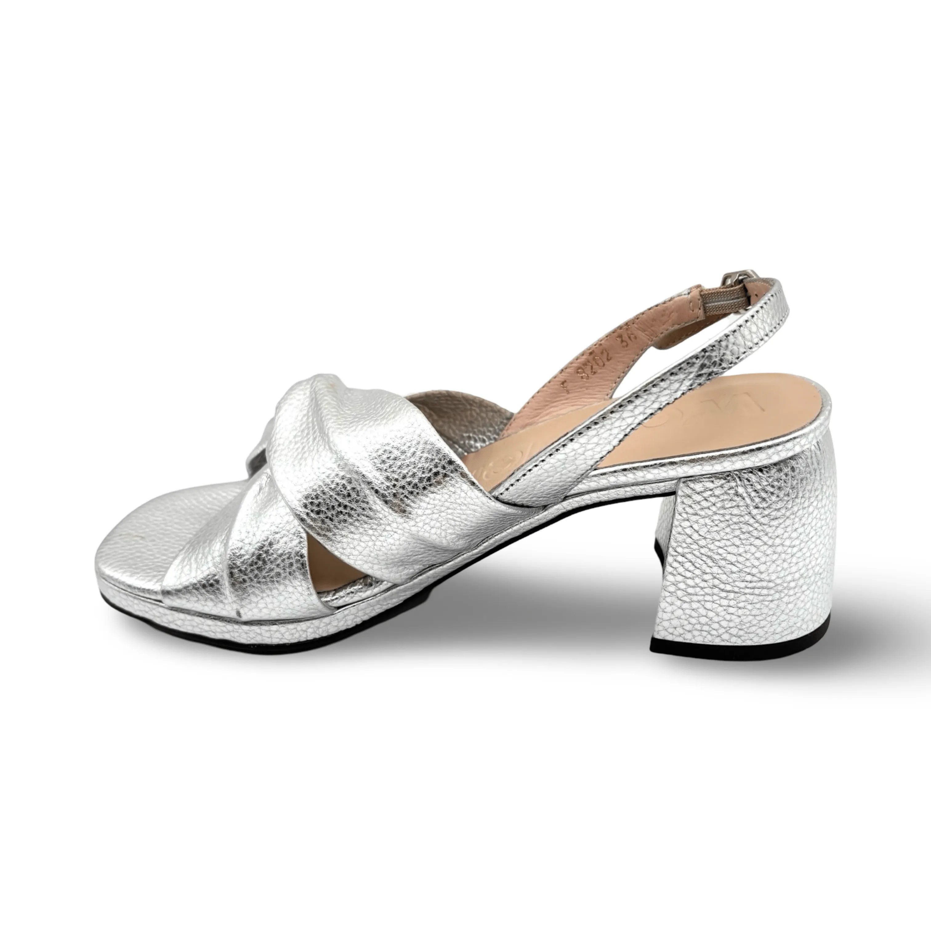 F8202 Twist Silver Metallic Sandal