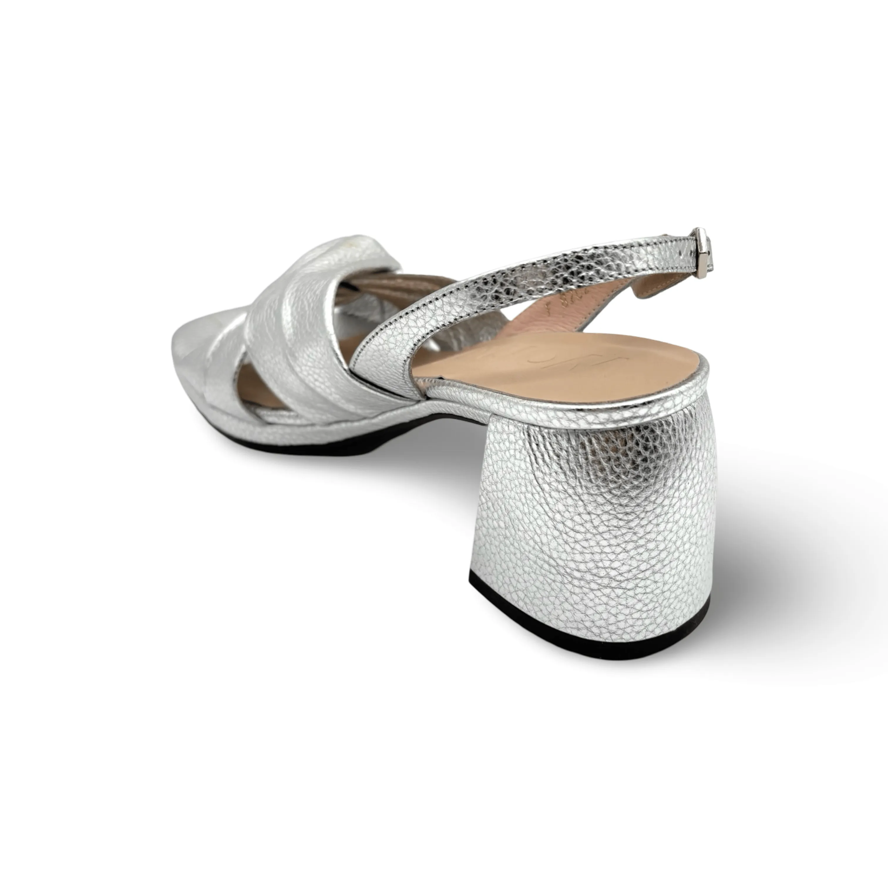 F8202 Twist Silver Metallic Sandal
