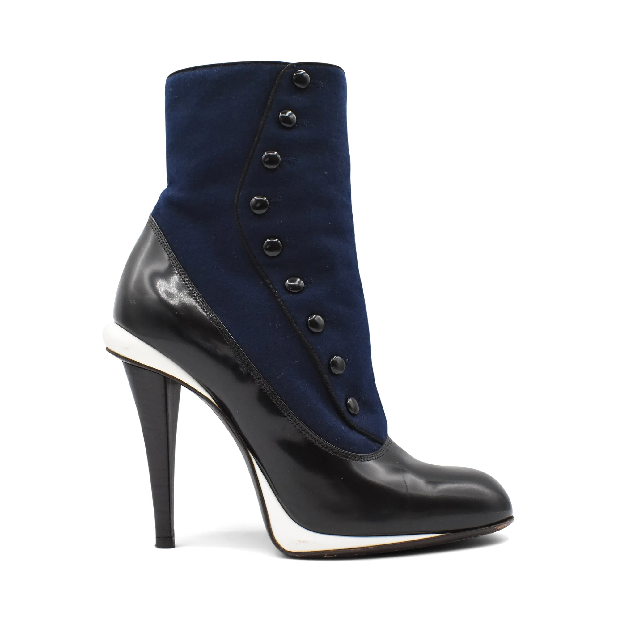Fendi Wool Ankle Booties - Women's 38