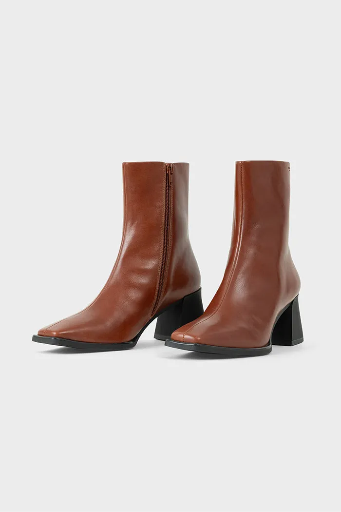 HEDDA BOOTS SIZE 35