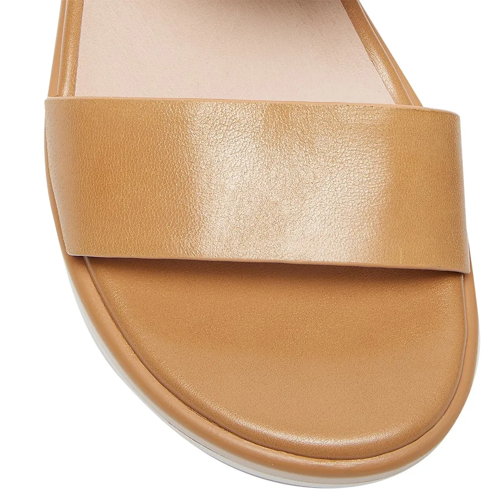 Iris Wedge in Light Tan Leather