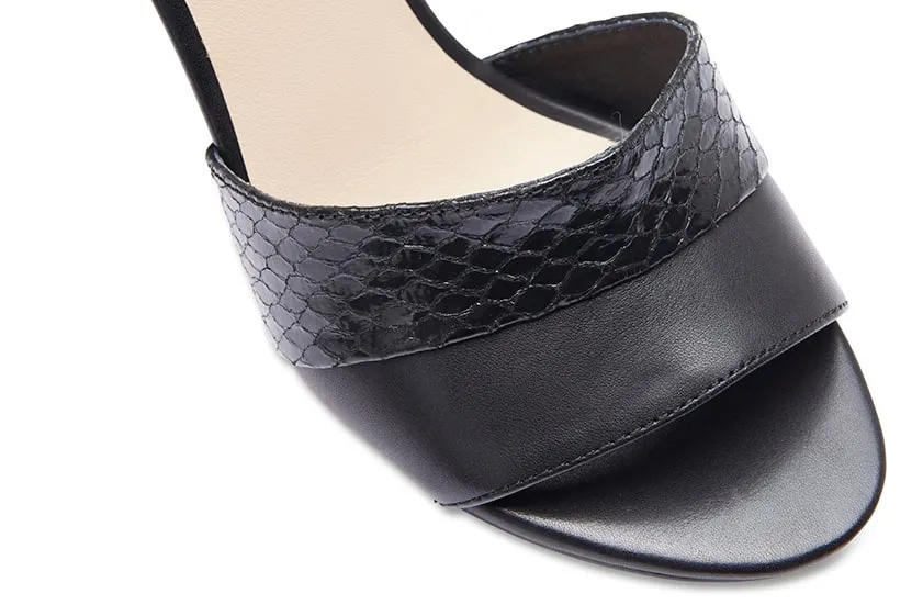 Joanna Heel in Black Leather