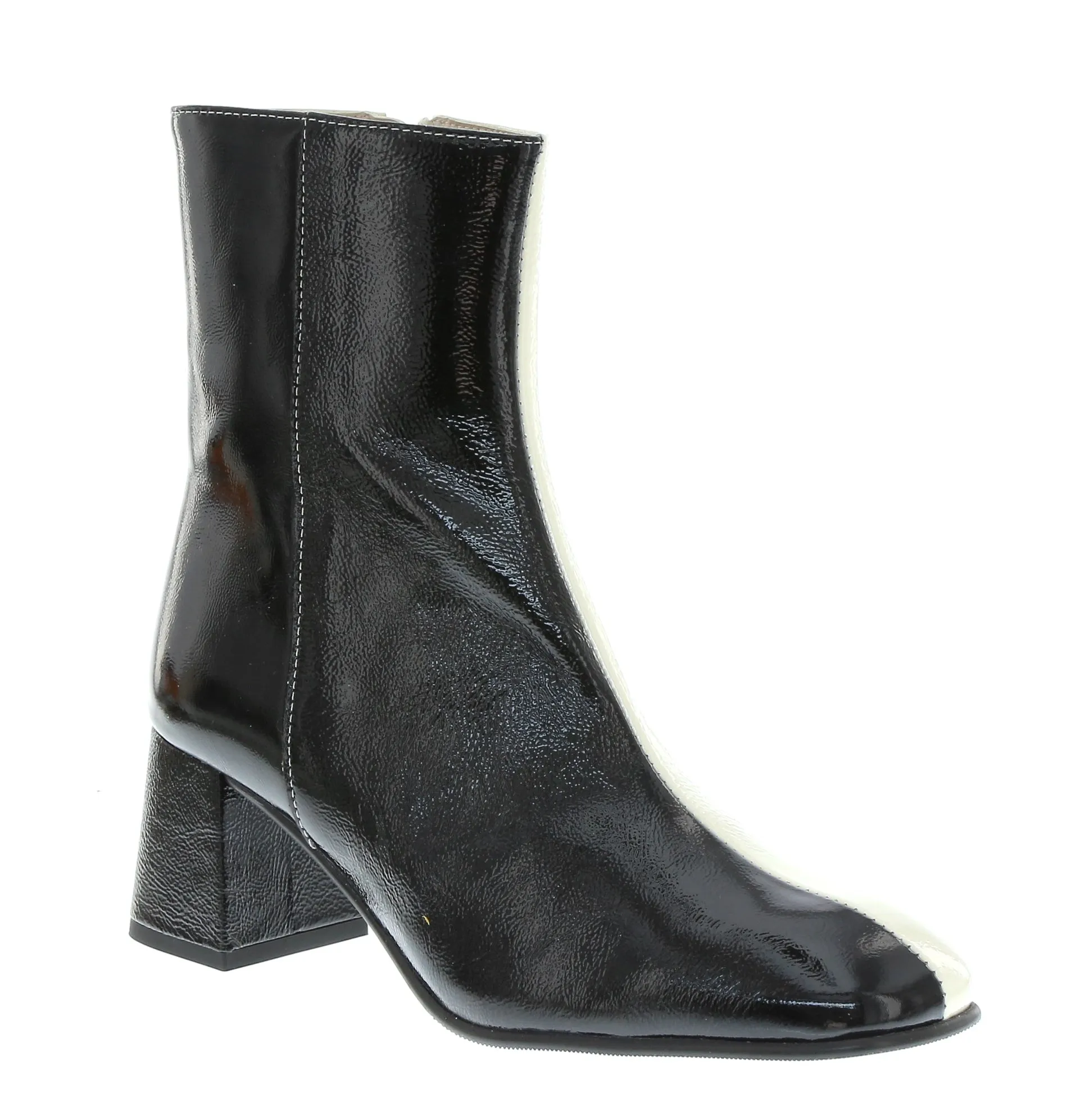 Jose Saenz 4352 Off White/Black