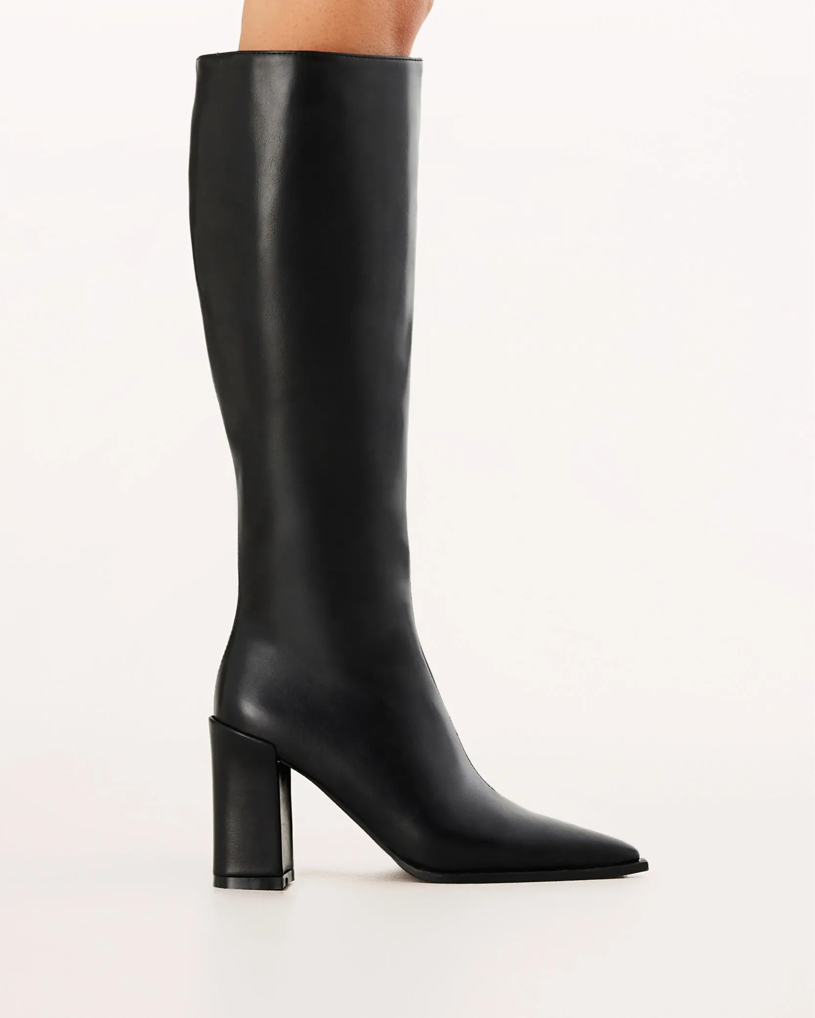LYSANDER - BLACK