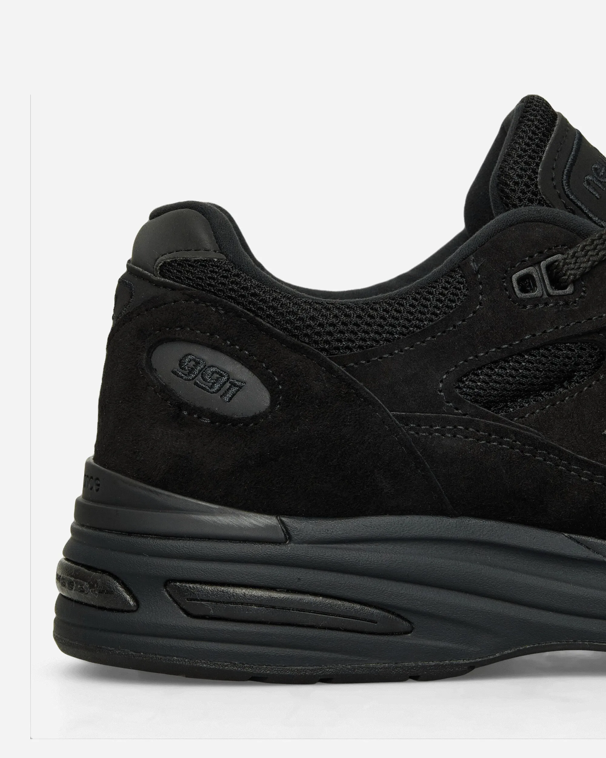 Made in UK 991v2 Sneakers Black