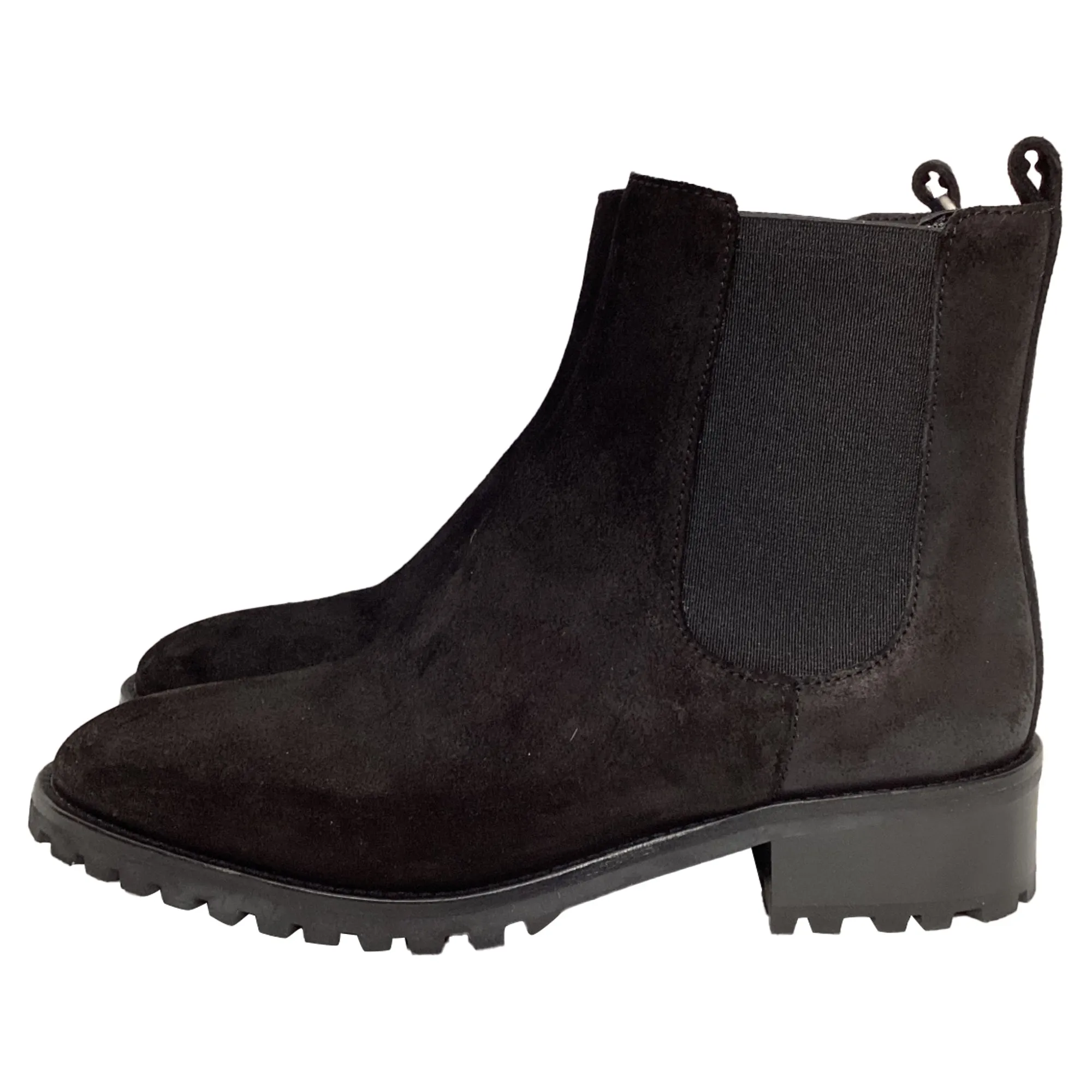 Manolo Blahnik Chelata Chelsea Boots in Black Suede