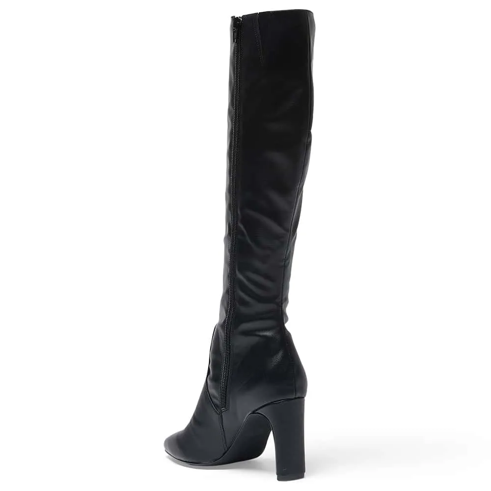 Myles Boot in Black Smooth
