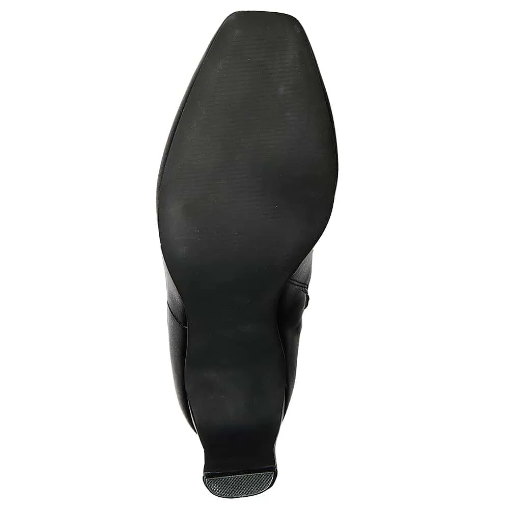 Myles Boot in Black Smooth