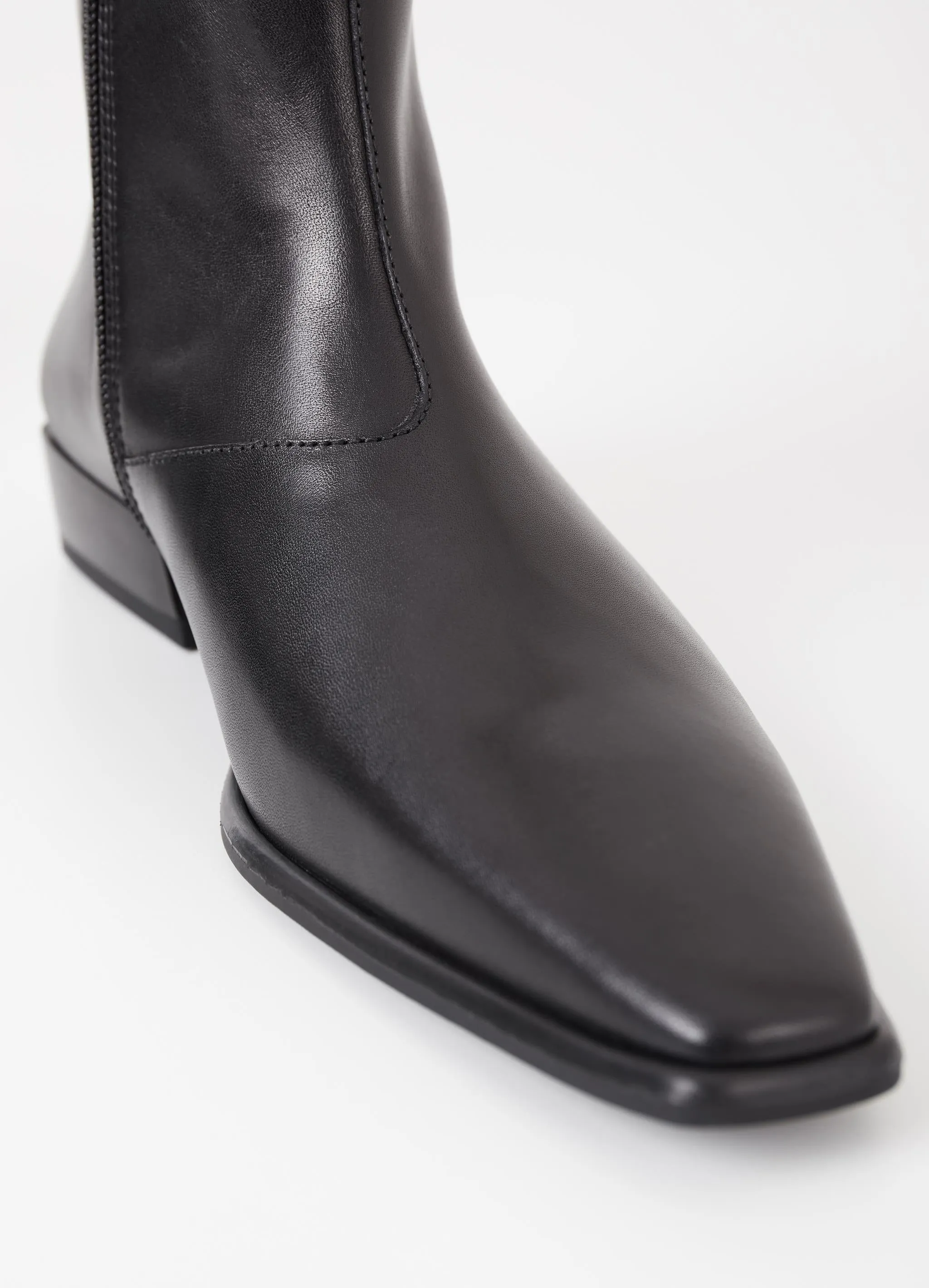 NELLA BOOTS SIZE 35