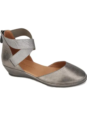 Noa Womens Leather Closed Toe Wedge Sandals