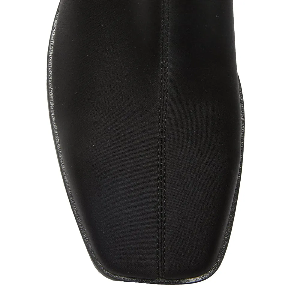 Paula Boot in Black Leather