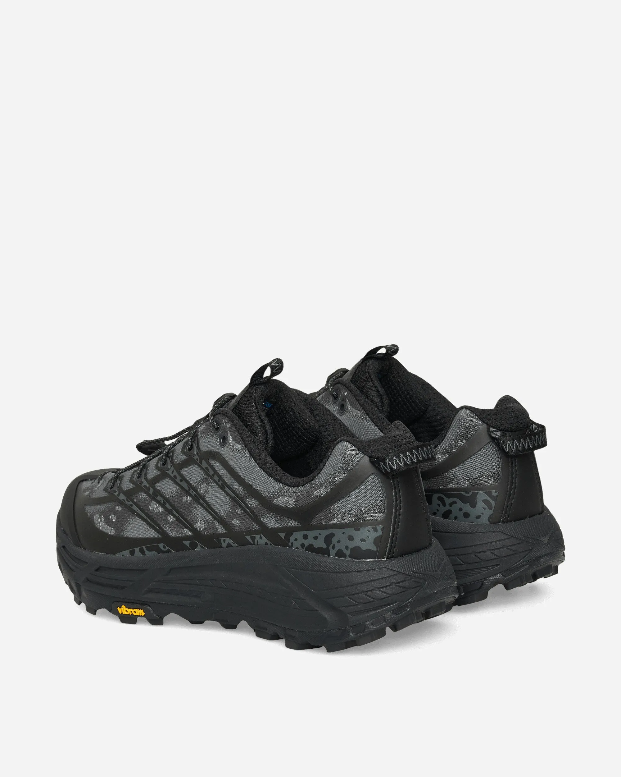 Stealth/Tech Mafate Three2 Sneakers Black / Carbon
