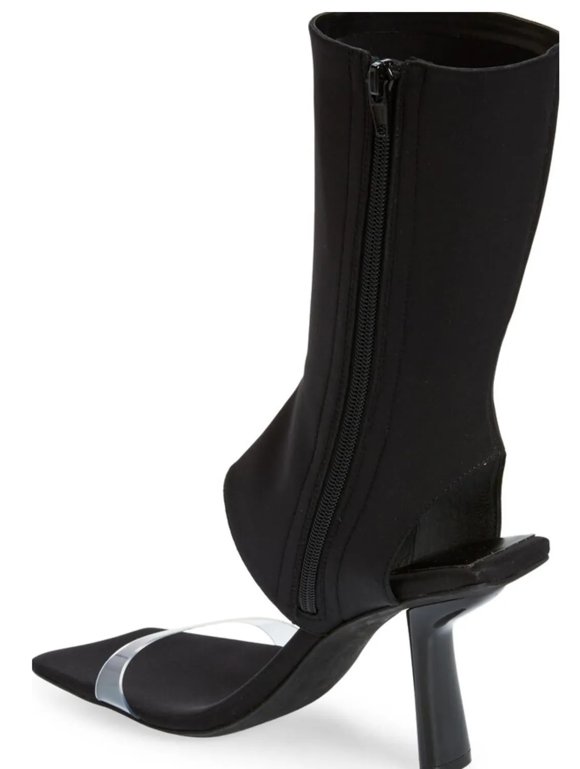 Struttin Sandals In Black