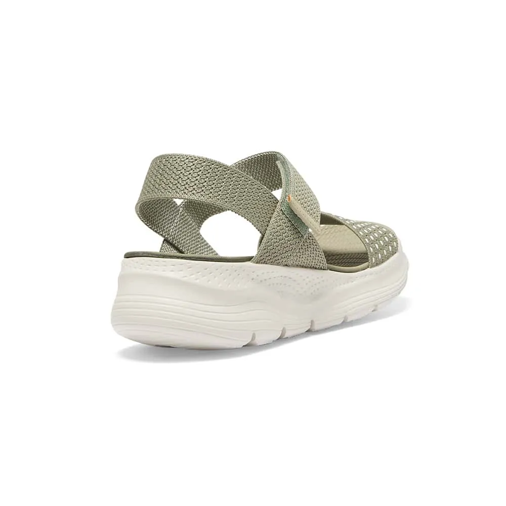Swift Sandal in Khaki Multi