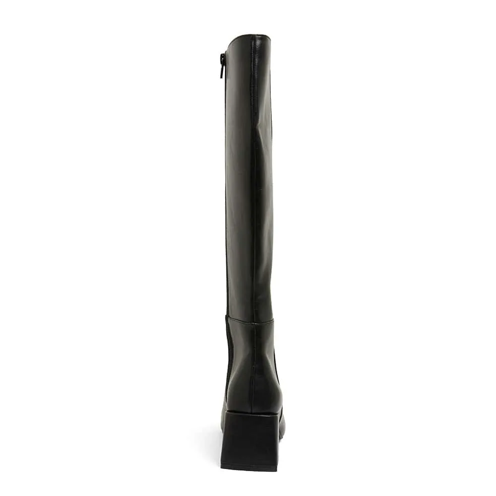 Tabby Boot in Black Smooth