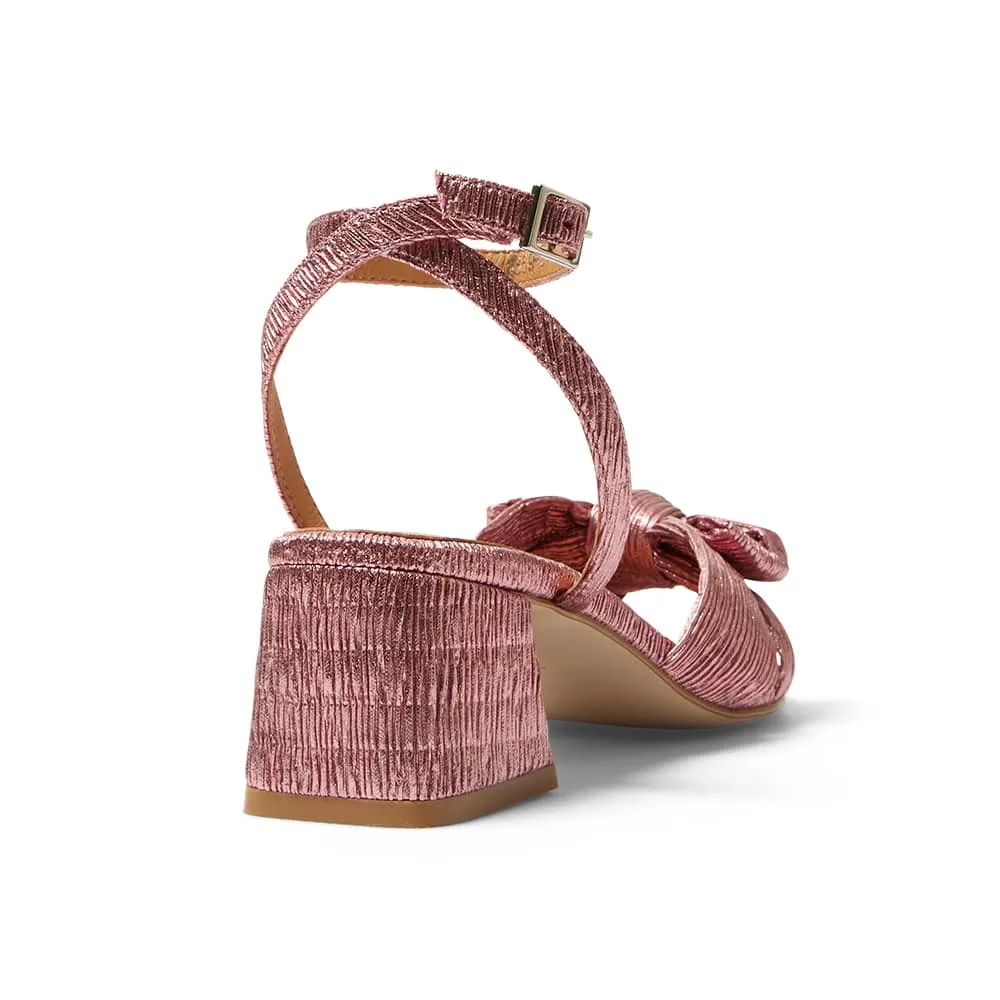 Tiara Heel in Rose Pleat