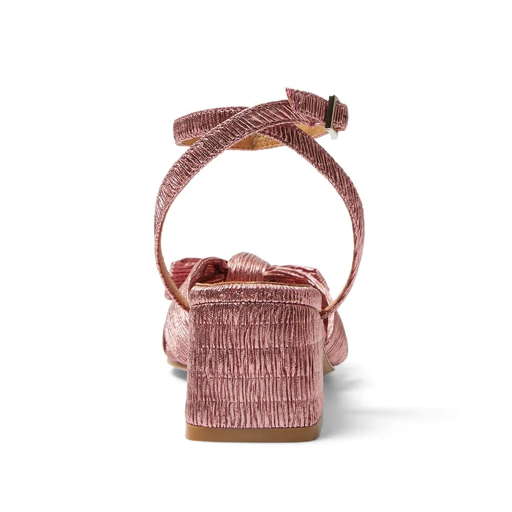 Tiara Heel in Rose Pleat
