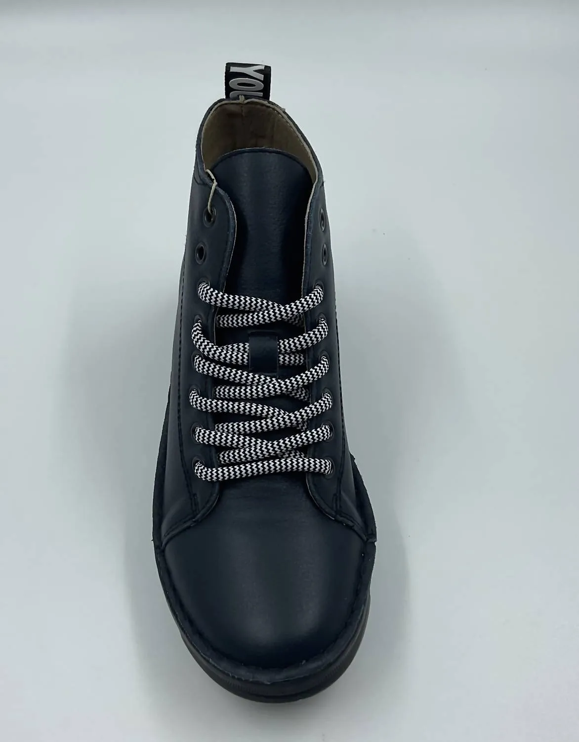 Women's 29602 Lace Up Boot In Black