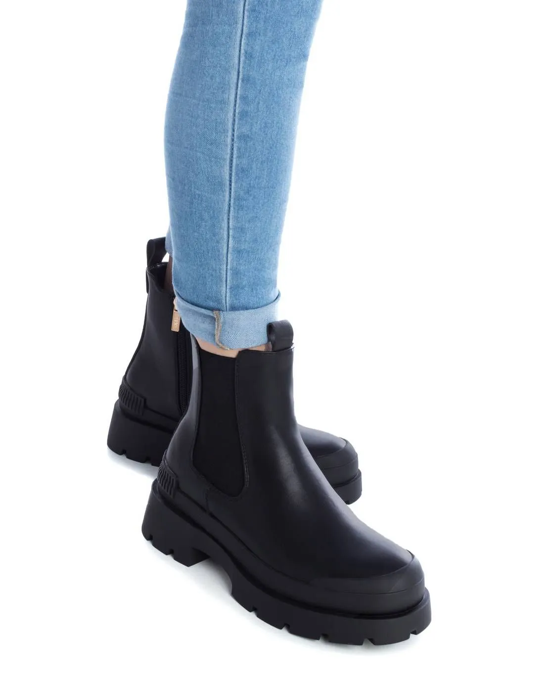 Women's Chelsea Booties By XTI