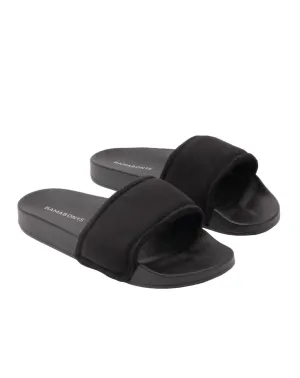 Women's Pilo Slides In Black