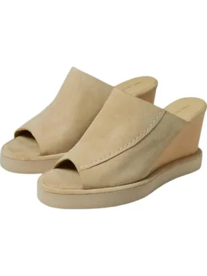 Women's Running Wedges Sandal In Cafe
