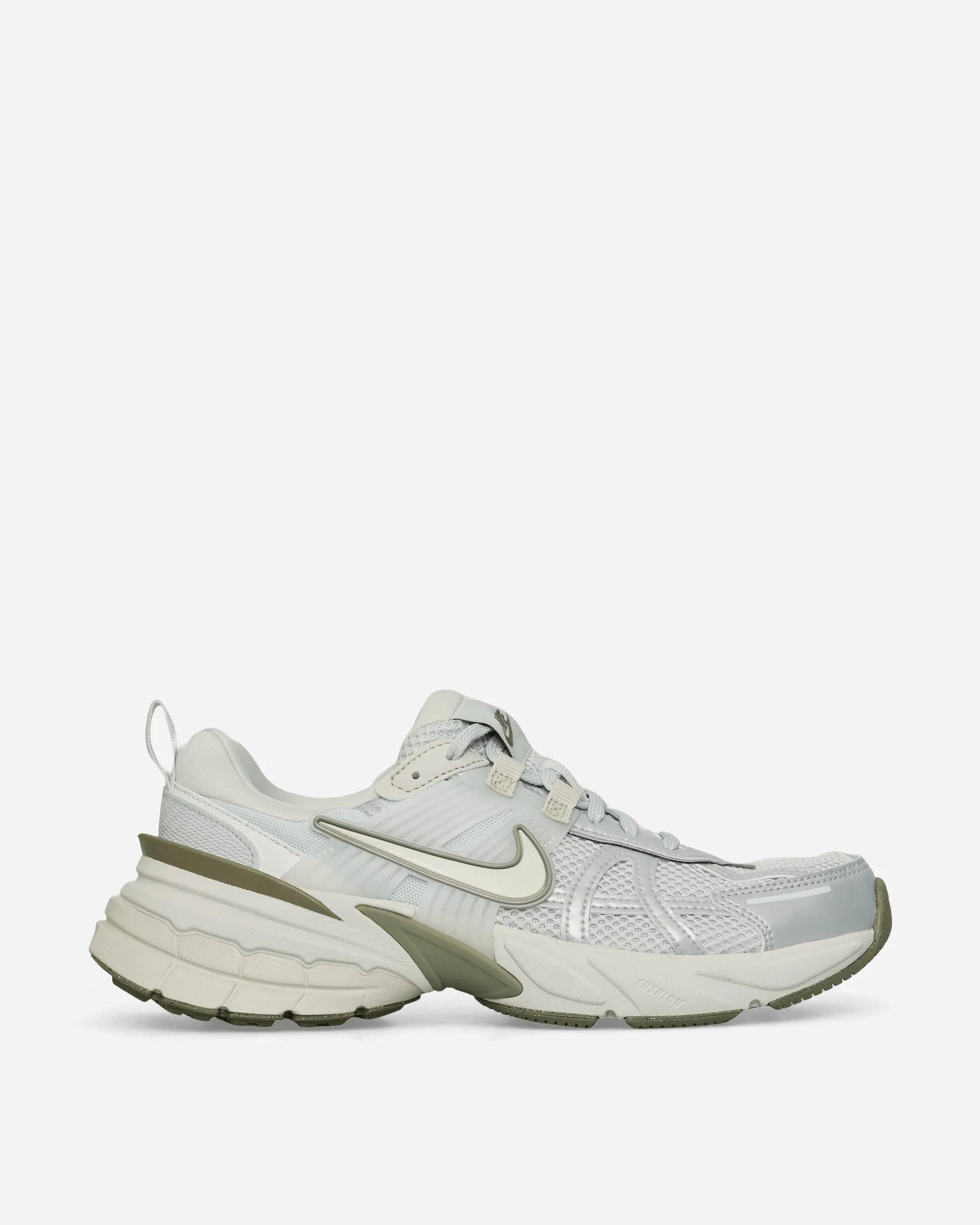 Women's V2K Run Sneakers Photon Dust / Summit White / Light Army