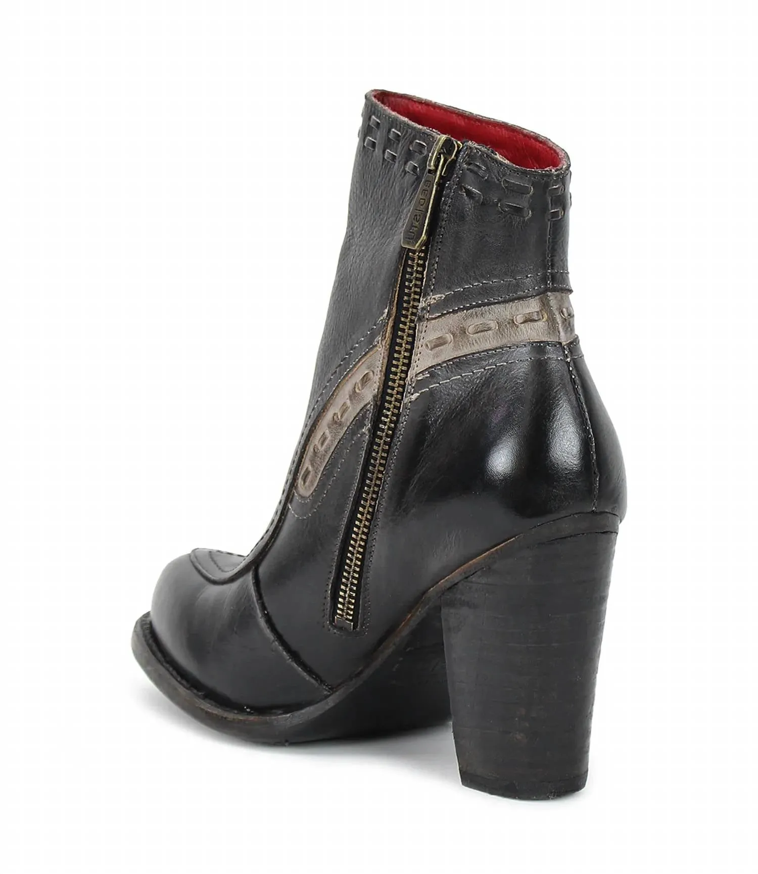 Women's Yuno Boots In Black Icicle Rustic