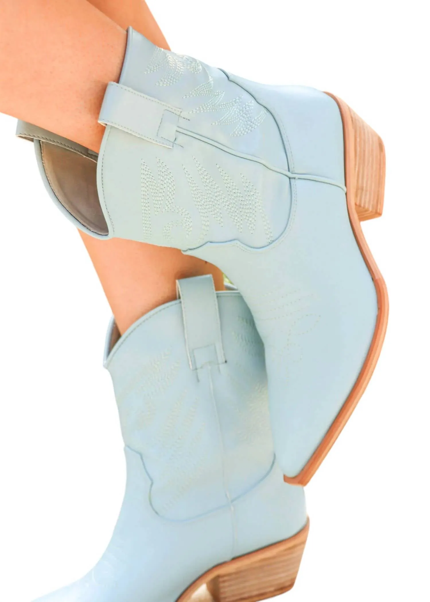 Women's Zahara Boots In Light Blue