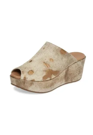 Yiona Wedge Sandals In Bronze Calf Hair